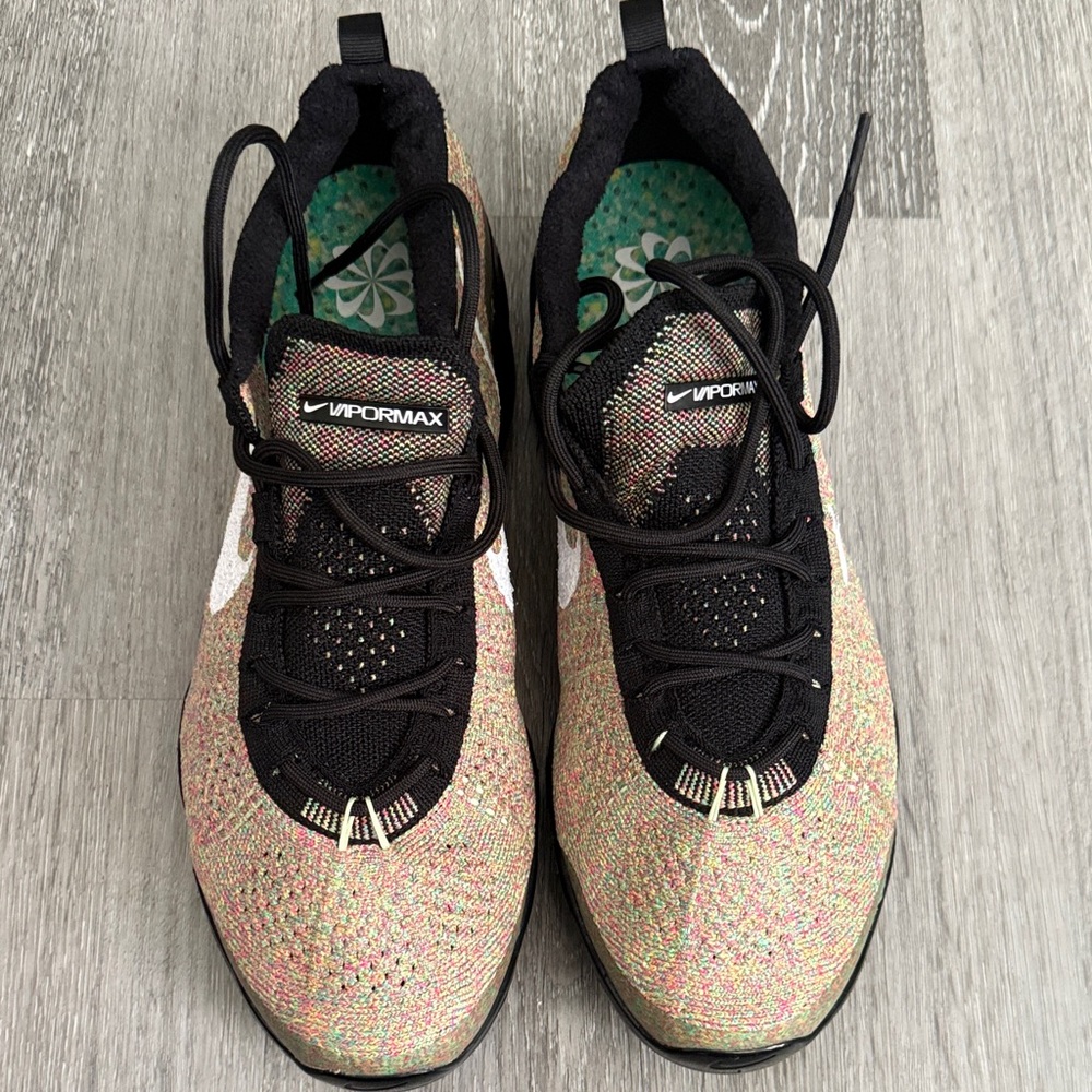 Nike Vapormax Colorful Knit Sneakers